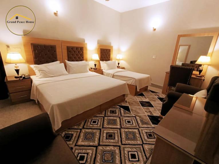 Grand Peace House II Panzió Iszlámábád Kültér fotó